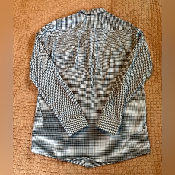 Vineyard Vines 100% Cotton Whale Shirt Boy’s Size 16 - Picture 2 of 6